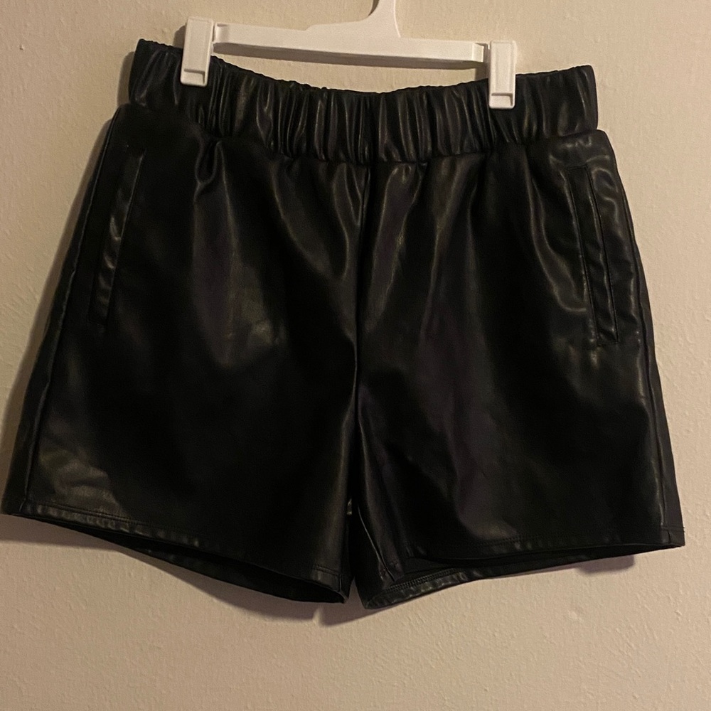 Christian Siriano Black High Waist Shorts
